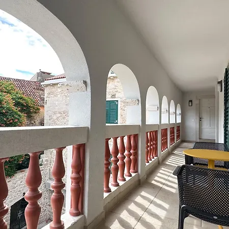 Palace Heritage Apartment *