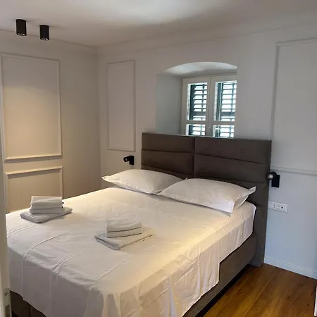 Apartment Palace Heritage Makarska
