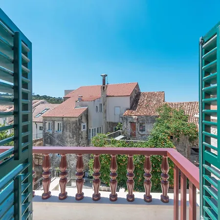 Palace Heritage شقة ماكارسكا